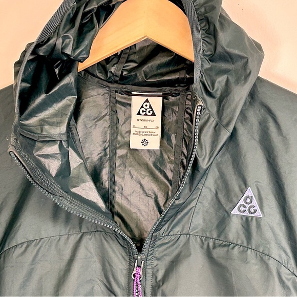 Nike ACG Storm-FIT Women’s Hooded Running Jacket Green Teal XL - Picture 9 of 10